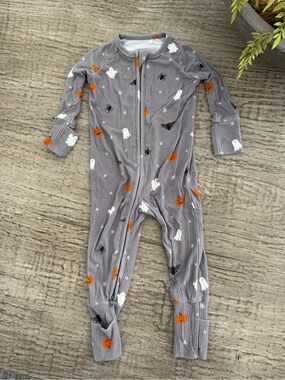 Brave Little Ones bamboo Halloween zippy pajamas size 3-6 months